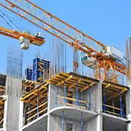 Construcţii industriale pentru depozite, spații comerciale, fabrici de producție