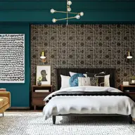 Utilizează panouri decorative 3D pentru amenajarea dormitorului