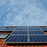Cea mai buna investitie a anului 2023: panourile fotovoltaice