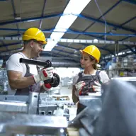 Cum să alegi echipamente cu eficiență energetică ridicată pentru reducerea costurilor