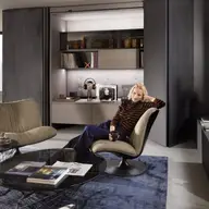 Mobilier inteligent pentru bucătărie și living: sistemul REVEGO Blum