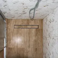 Hidroizolația și panta, două caracteristici importante când îți alegi rigola pentru dușul walk-in