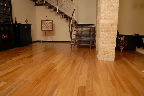 Cum montam parchetul clasic
