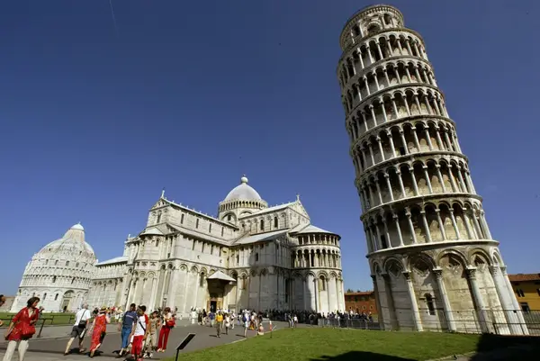 Turnul din Pisa
