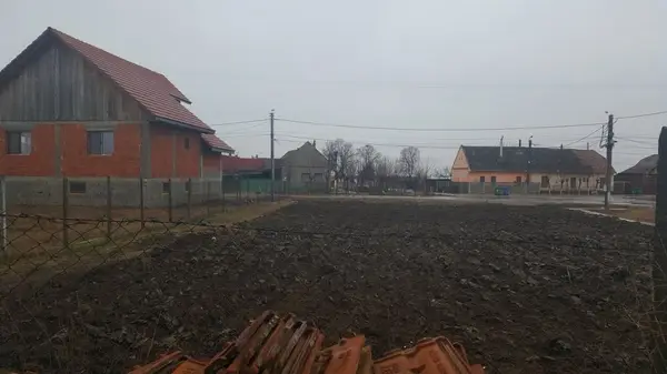 Proprietar, vand teren intravilan in Comuna Periam judetul Timis