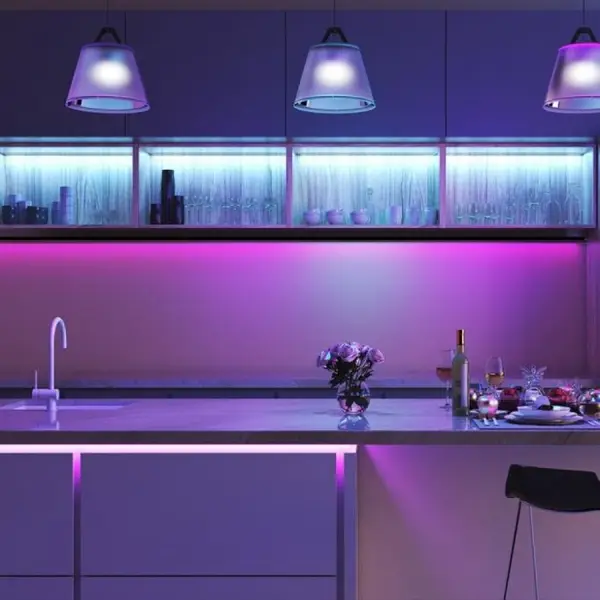 Redecorează-ți ingenios interiorul cu ajutorul benzilor LED