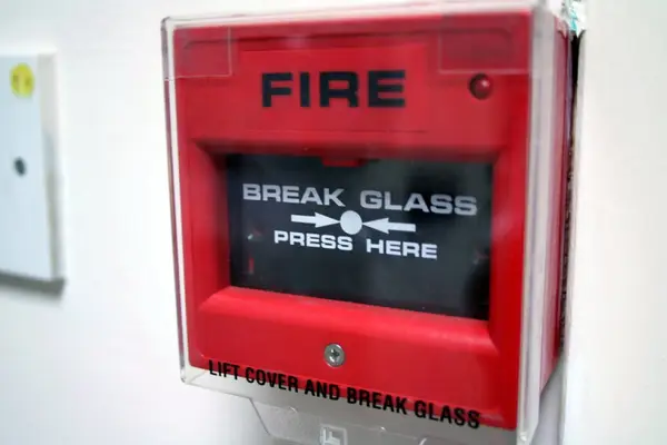Ce trebuie să știți despre protecția la foc a structurilor metalice?