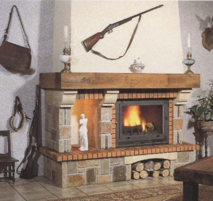 Semineu rustic Beaulieu
