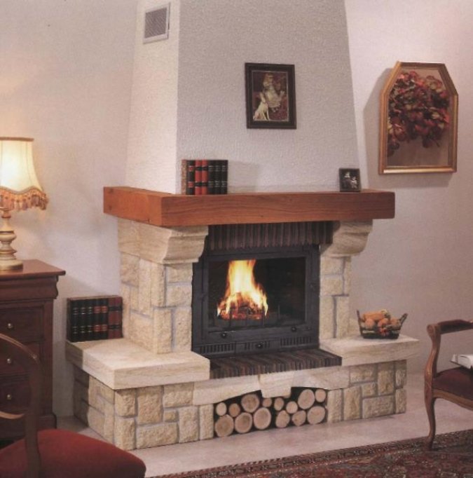 Semineu rustic Castelanne