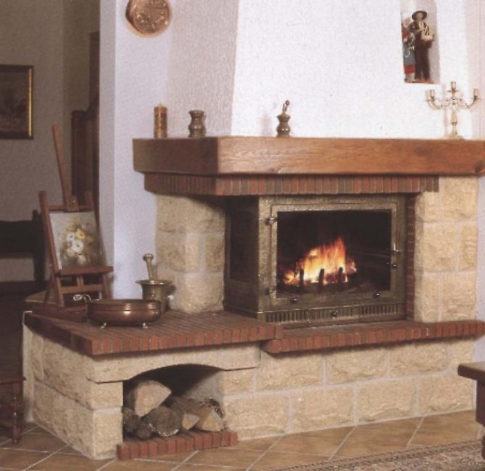 Semineu rustic Delme