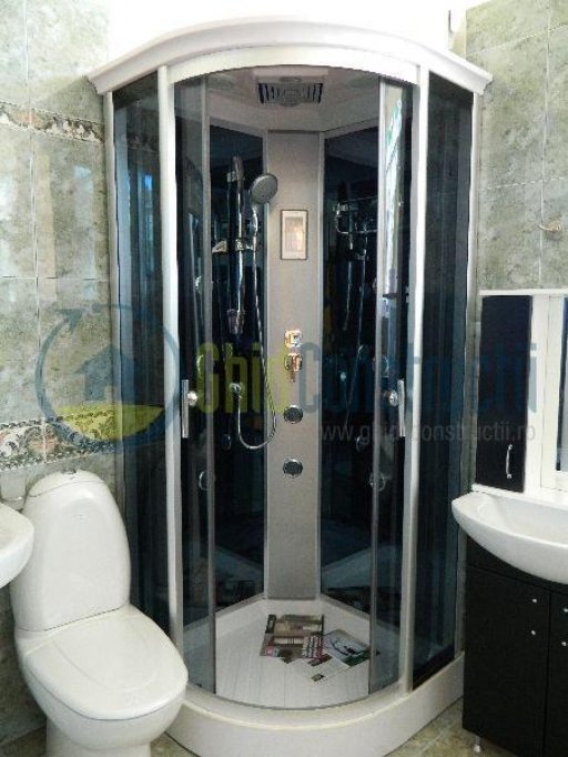 Cabina de dus cu hidromasaj