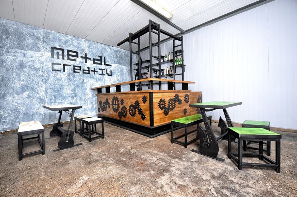 Mobilier industrial cu un charm aparte