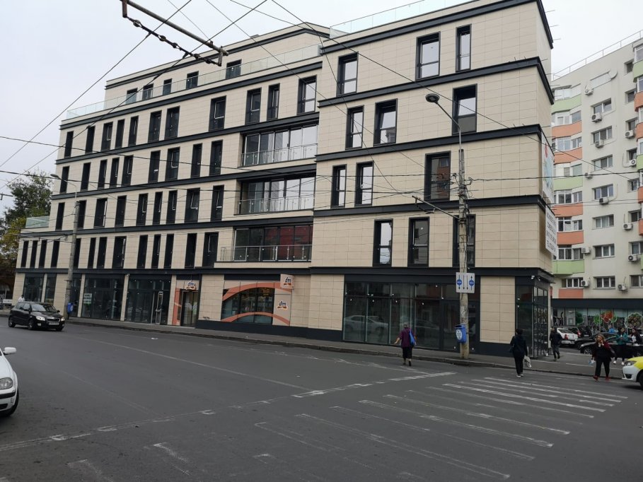 Business Center The President s-a deschis in septembrie