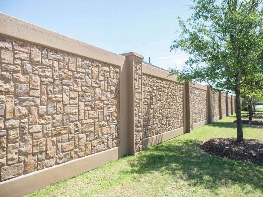 Sunt gardurile din beton o optiune excelenta pentru locuintele moderne?