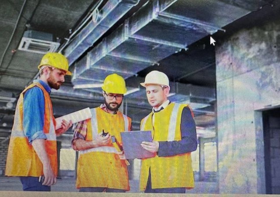 De ce echipamente de protecție are nevoie echipa ta de construcții?