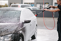 Utilizarea produselor chimice potrivite în spălătoriile auto self wash