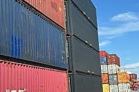 Containere maritime de 6 metri si 12 metri